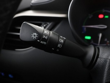 Toyota C-HR I Crossover 1.8 Hybrid 122KM 2018 Toyota C-HR HEV navi kamera cofania klima auto LED, zdjęcie 32