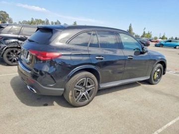 Mercedes GLC C254/X254 2024 Mercedes-Benz GLC 2024r., MERCEDES-BENZ GLC 300, 2L, od ubezpieczalni 2.0, zdjęcie 3