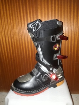 Мотоциклетные ботинки Diadora, размер 45.