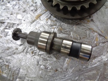 TRIUMPH DAYTONA 675 зацепился за корзину 06-12