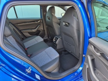 Skoda Octavia IV Liftback 1.5 TSI EVO 150KM 2026 Skoda Octavia SPORTLINE 1.5 TSI DSG z placu 150 KM, zdjęcie 12