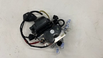 BLOK ZAWORÓW MERCEDES S W221 CL W216 S63 CL63 AMG 2213200358