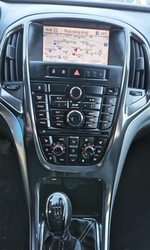 Opel Astra J Sports Tourer 1.4 Turbo ECOTEC 140KM 2011 Opel Astra BENZYNA navi GRZANA KIEROWNICA TABLET super okazja 1.4, zdjęcie 31