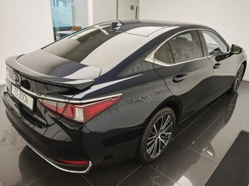 Lexus ES VII (XV70) Sedan Facelifting 300h 218KM 2025 Od ręki - 300h Business Edition 2.5 E-CVT 218KM | Podgrzewane fotele!, zdjęcie 2