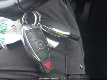 Mercedes Klasa C W205 2017 Mercedes-Benz Klasa C 2017 Mercedes-Benz C-Class C 300 4MATIC Sedan with L, zdjęcie 9