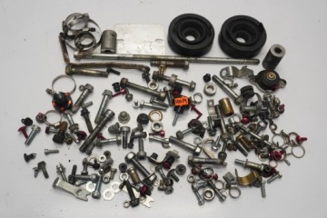 HONDA CBR 600 F4i PC35 01-06 болты винты