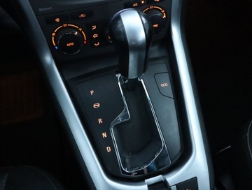 Opel Antara SUV Facelifting 2.2 CDTI ECOTEC 184KM 2014 Opel Antara 2.2 CDTI, Salon Polska, 181 KM, 4X4, zdjęcie 15