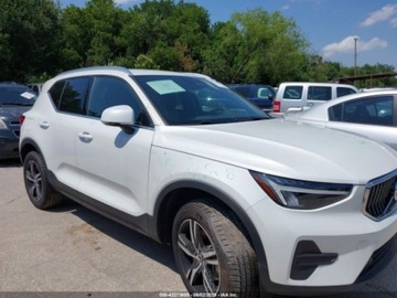 Volvo XC40 2025 Volvo XC 40 B5 Core Bright Theme 2025 2.0l 2.0 Benzyna 247KM, zdjęcie 5