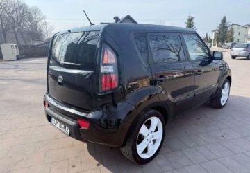 Kia Soul I Crossover 1.6 DOHC CVVT 124KM 2011 Kia Soul Kia Soul 1.6 M 1.6 Benzyna 124KM, zdjęcie 24
