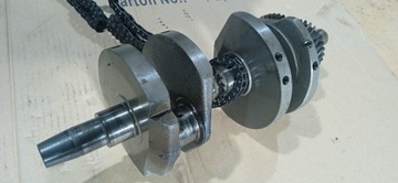 КОЛЕНВАЛ SUZUKI GS 500
