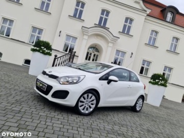 Kia Rio III Hatchback 5d Facelifting 1.2 DOHC CVVT 84KM 2014 Kia Rio 1.2 84PS Alu Komputer Klima Sliczna Gwrancja 1.2 Benzyna 84KM, zdjęcie 1