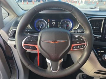 Chrysler Pacifica II 2023 Chrysler Pacifica Chrysler Pacifica Touring L FWD 2023 3.6 Benzyna 287KM, zdjęcie 15