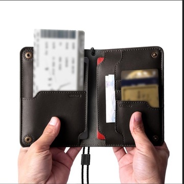 Защитная крышка для паспорта с кошельком на кнопке