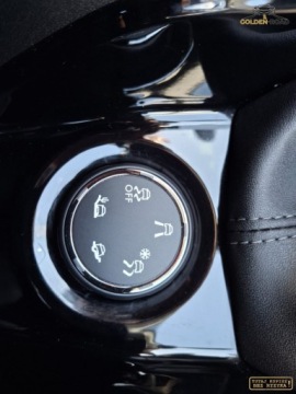 Peugeot 2008 I SUV Facelifting 1.2 PureTech 110KM 2016 Peugeot 2008 1,2 110KM klimatronik apnorama alu navi elektryka oplacony, zdjęcie 15