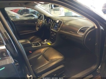 Chrysler 300C II 2019 Chrysler 300 Limited 2019 3.6l 3.6 Benzyna 292KM, zdjęcie 9