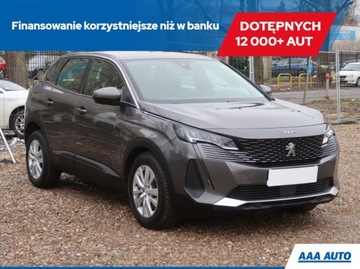 Peugeot 3008 II Crossover Facelifting  1.2 PureTech 130KM 2021 Peugeot 3008 1.2 PureTech, Salon Polska