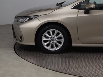 Toyota Corolla XII Sedan 1.5 VVT-i 125KM 2022 Toyota Corolla 1.5 VVT-i, Salon Polska, zdjęcie 14