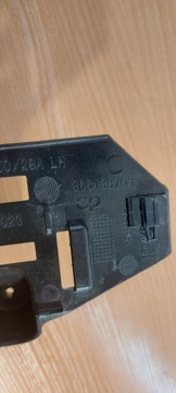 OPEL CASCADA VÝZTUHA NÁRAZNÍKU LEVÝ ZADNÍ DRŽÁK VELMI DOBRÝ