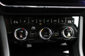 Skoda Superb III Liftback Facelifting 2.0 TDI 190KM 2019 Škoda Superb Skoda Superb 190KM DSG Style SalonPL, zdjęcie 17