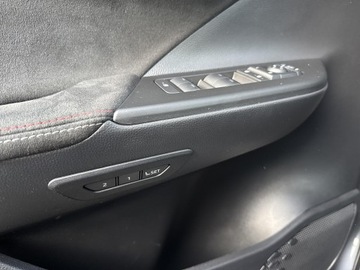 Toyota C-HR II SUV 2.0 Hybrid Dynamic Force 197KM 2024 Toyota C-HR 2.0 Hybrid GR Sport C-HR GR SPORT 2.0, zdjęcie 18