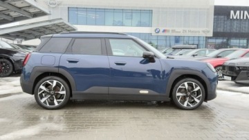 Mini Aceman Elektryczny 38.5kWh 184KM 2024 MINI Aceman MINI Aceman E - 36.6 kWh - Mlody uzywany - Pakiet wyposazenia L, zdjęcie 4