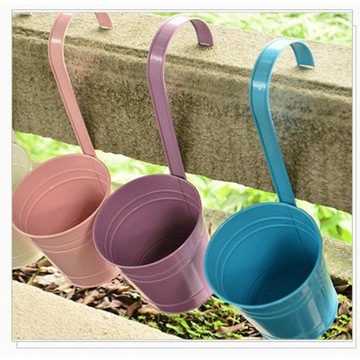 Кованый цветочный горшок с крючком