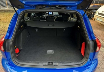 Ford Focus III Kombi Facelifting 1.5 EcoBoost 150KM 2018 Ford Focus SW Ford Focus SW 1.5 EcoBoost ST-Line ASS 1.5 Benzyna 150KM, zdjęcie 19