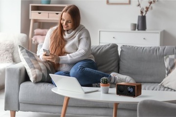 Кухонный радиоприемник с Bluetooth-часами, радио-зарядное устройство, индукционное зарядное устройство Manta RIMINI RDI912