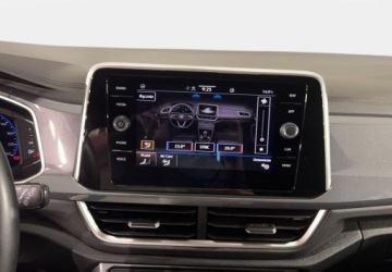 Volkswagen T-Roc I SUV Facelifting 1.5 TSI ACT 150KM 2023 Volkswagen T-Roc VAT 23 Style 1.5TSI 150KM DSG 2023 r., salon PL, I wlasci, zdjęcie 17