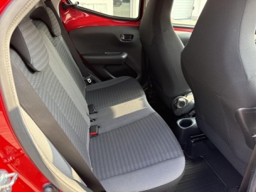 Toyota Aygo II Hatchback 3d Facelifting 1.0 VVT-i 72KM 2019 Toyota Aygo 1.0 VVT-i X-play II (2014-) 1.0 VVT-i, zdjęcie 7