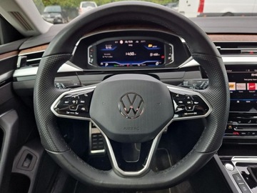Volkswagen Arteon Fastback Facelifting 2.0 TDI 200KM 2023 Volkswagen Arteon Faktura23 ACC DCC Navi Kessy Podgrz.Fotele tylprzod Masa, zdjęcie 13