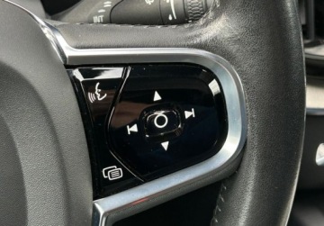 Volvo XC60 II 2020 Volvo XC 60 Momentum Pro, ACC, Kamera cofania, GPS, Salon Polska 2.0 197KM, zdjęcie 20