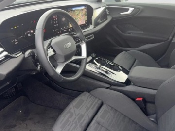 Audi A5 B10 Limousine 2.0 TFSI 150KM 2026 AUDI A5 TFSI S line Sedan 2.0 (150KM) 2026, zdjęcie 4