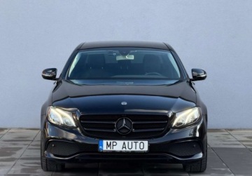 Mercedes Klasa E W213 Limuzyna 2.0 220d 194KM 2019 Mercedes-Benz Klasa E 195KM 220d 4matic salon Polska kamera 2.0 Diesel, zdjęcie 1