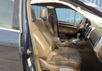 Porsche Cayenne II 2011 Porsche Cayenne Okazja 3.0 Hybryda 333KM, zdjęcie 17