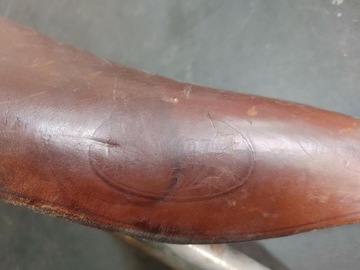 СТАРОЕ ВИНТАЖНОЕ ДОВОЕННОЕ СИДЕНЬЕ ДЛЯ ВЕЛОСИПЕДА ОРИГИНАЛЬНОЕ ТВЕРДОЕ