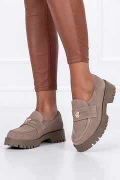 LEKKIE MOKASYNY PÓŁBUTY SKÓRZANE DAMSKIE NA PLATFORMIE ZE ZŁOTĄ OZDOBĄ r 41