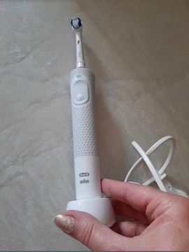 Oral-B Cross Action Szczoteczka elektryczna.