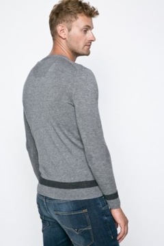 Sweter z wełną Guess L