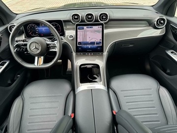 Mercedes GLC C254/X254 Coupe 2.0 220d 197KM 2024 Mercedes-Benz GLC 220 d 4Matic Pakiet AMG SUV, zdjęcie 18