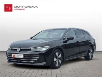 Volkswagen Passat B8 Variant Facelifting 2.0 TDI SCR 150KM 2025 Volkswagen Passat Variant 2.0TDI 150KM FV23 DSG ELEGANCE HAK LED Matrix Si