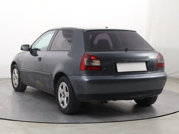 Audi A3 8L Hatchback 1.9 TDI PD 100KM 2002 Audi A3 1.9 TDI, Klima, Klimatronic,ALU, El. szyby, zdjęcie 3