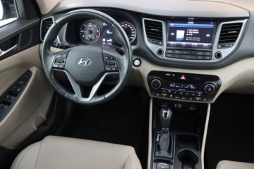 Hyundai Tucson III SUV 2.0 CRDI 185KM 2015 Hyundai Tucson 2.0 CRDi, Salon Polska, Serwis ASO, zdjęcie 6