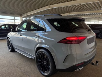 Mercedes GLE V167 SUV Facelifting 2.0 300d 269KM 2025 MERCEDES-BENZ GLE 300 d 4-Matic AMG Line 2.0 (269KM) 2025, zdjęcie 2