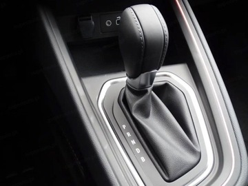 Renault Clio V Hatchback 5d Facelifting 1.0 TCe 90KM 2025 Od ręki - Generation X-Tronic 1.0 TCe 90KM, zdjęcie 4