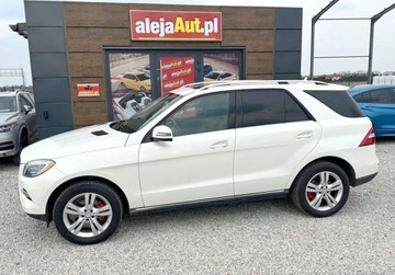 Mercedes Klasa M W166 Off-roader 350 BlueEFFICIENCY 4MATIC 306KM 2015 Mercedes-Benz ML ML 350 BENZ 306 KM 2015r 67.000 km Warszawa 3.5, zdjęcie 10