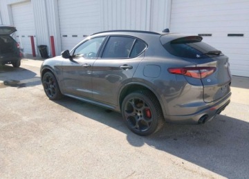 Alfa Romeo Stelvio 2022 Alfa Romeo Stelvio 2022r., Veloce Ti Awd, 2L, od ubezpieczalni 2.0 Benzyna, zdjęcie 6