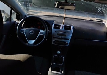 Toyota Avensis III Sedan Facelifting 1.8 Valvematic 147KM 2012 Toyota Avensis 2012r, 1.8 LPG. Uszkodzony przod. Jezdzi. 1.8 BenzynaLPG, zdjęcie 5