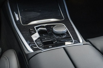 BMW X5 G05 SUV Facelifting 3.0 30d 298KM 2025 BMW X5 xDrive30d Dostępny od ręki!, zdjęcie 15