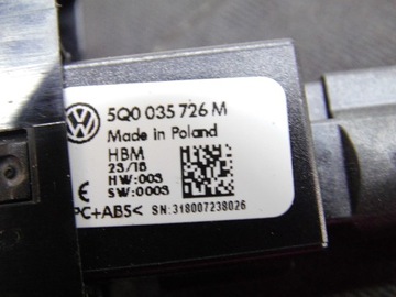 HNÍZDO PORT USB 5Q0035726M VW GOLF VII FACELIFT ORIGINÁLNÍ